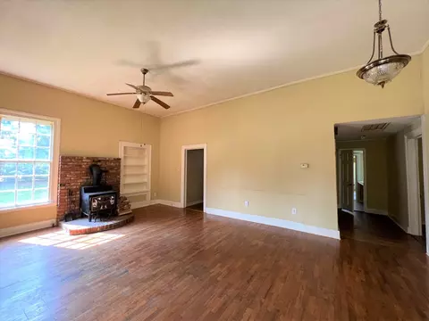 151 E Main St, Rutledge, GA 30663 photo 12