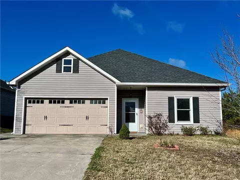 121 Pinto Ln, Fairmount, GA 30139