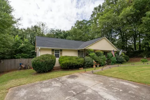 1133 Gliding Ln #A & B, Monroe, GA 30655
