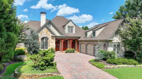 8520 Abingdon Ln, Duluth, GA 30097