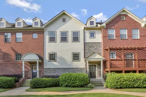 1412 Ashford Creek Cir, Atlanta, GA 30319