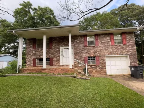 8286 Brittany Ln, Riverdale, GA 30274