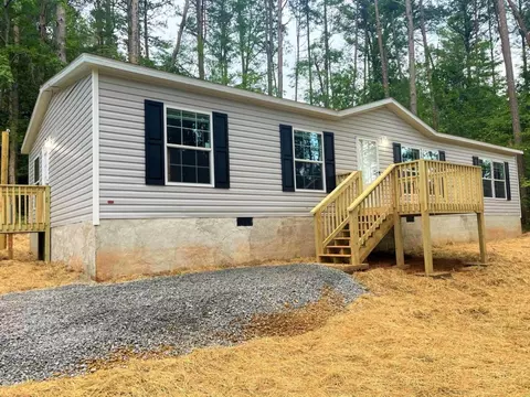 32 Bear Ct, Ball Ground, GA 30107