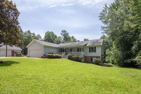 3976 Honeysuckle Rd, Gainesville, GA 30506