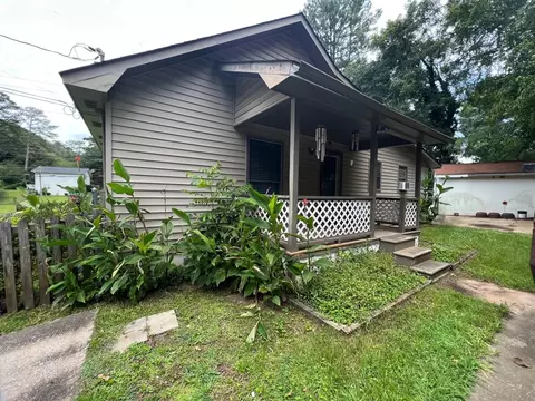 5 Viola Ln, Stockbridge, GA 30281