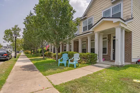 123 Moonlight Trl, Port Wentworth, GA 31407