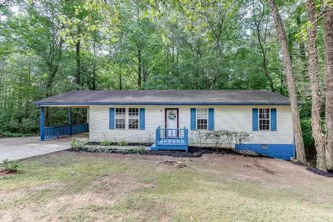 3245 Springdale Forrest Cir, Gainesville, GA 30506