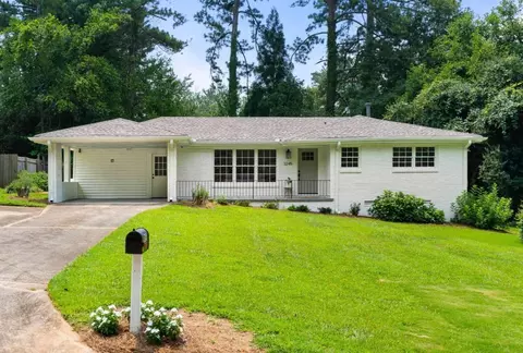 3245 Betty Cir, Decatur, GA 30032