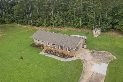 97 S Cedar Fork Rd, Toccoa, GA 30577 photo 4