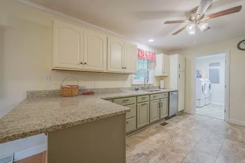 97 S Cedar Fork Rd, Toccoa, GA 30577 photo 34