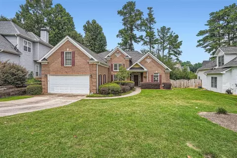 3175 Wellbrook Dr, Loganville, GA 30052