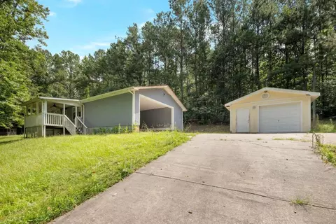 1390 Windom Rd, Tallapoosa, GA 30176