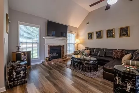 184 Revolutionary Dr, Hampton, GA 30228 photo 4