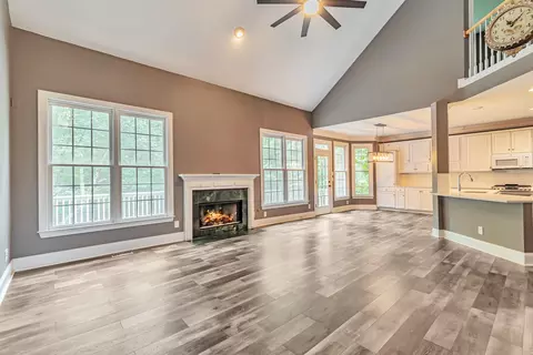 730 Riverside Dr, Suwanee, GA 30024 photo 6