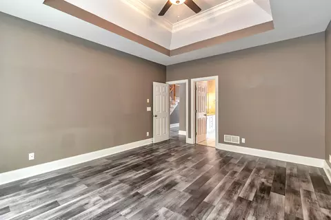 730 Riverside Dr, Suwanee, GA 30024 photo 13