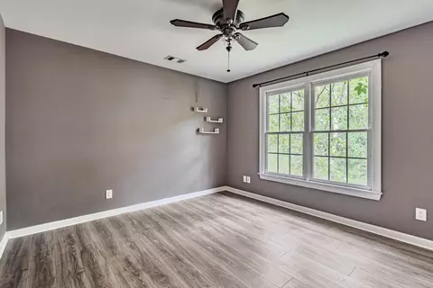 730 Riverside Dr, Suwanee, GA 30024 photo 17