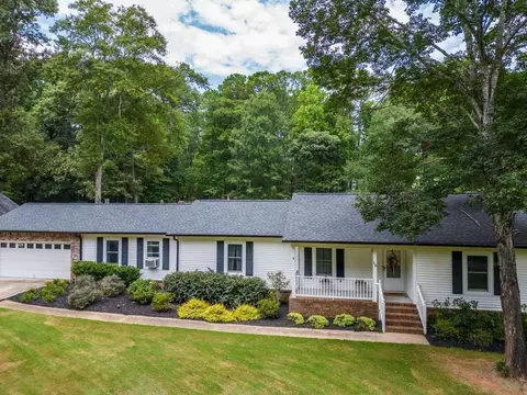 15 Dogwood Ln, Covington, GA 30014