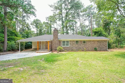 3825 Brenda Dr, Macon, GA 31217