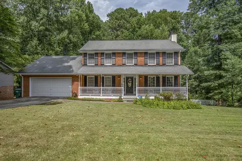 663 Village Creek Dr, Lilburn, GA 30047