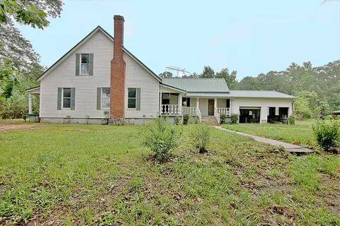 66 Fox Ln, Senoia, GA 30276