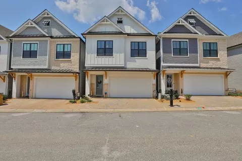 144 Village Green Ave, Woodstock, GA 30189