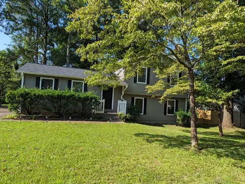 1530 Meadowview Dr, Marietta, GA 30062