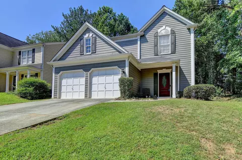 1060 Lulworth Ln, Lawrenceville, GA 30044
