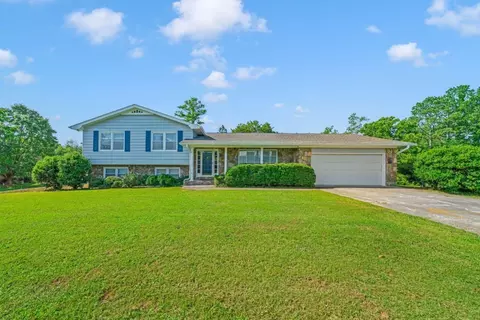 562 Holly Dr, Chatsworth, GA 30705
