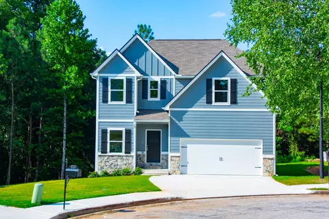 530 Rippling Ct, Temple, GA 30179