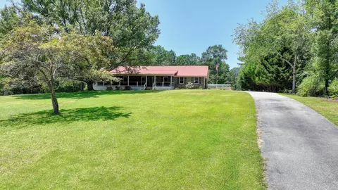 4000 Grady Smith Rd, Loganville, GA 30052