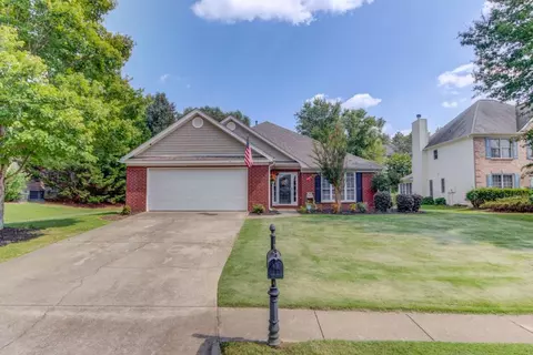 2637 Gold Rust Dr, Buford, GA 30519