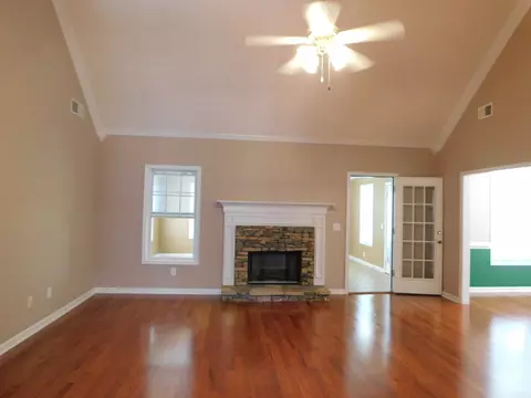 40 Paden St, Covington, GA 30016 photo 8