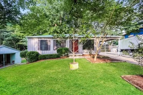 900 Kennesaw Dr, Forest Park, GA 30297
