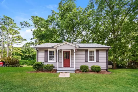 265 E Broad St, Newnan, GA 30263