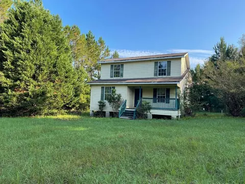 1925 Post Rd, Hazlehurst, GA 31539