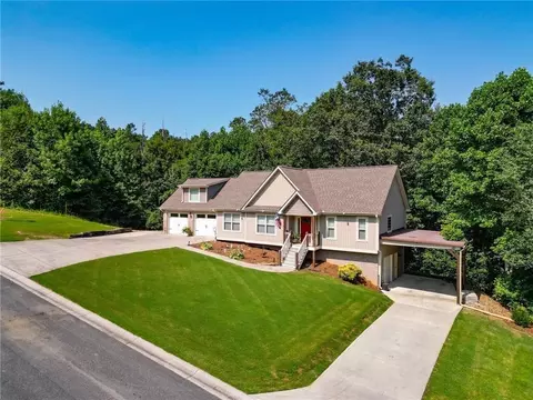 205 Luke St SW, Calhoun, GA 30701