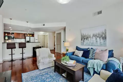 390 17th St NW #3022, Atlanta, GA 30363