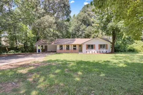4750 Rockbridge Rd, Stone Mountain, GA 30083