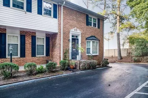 6520 Roswell Rd NE #81, Sandy Springs, GA 30328