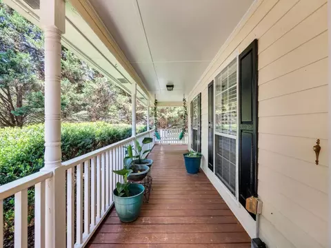 1359 Cambridge Ct, Bethlehem, GA 30620 photo 4
