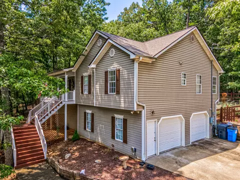 101 Candle Tree Ct, Waleska, GA 30183