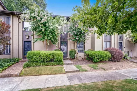 71 Ivy Trl NE #371, Atlanta, GA 30342