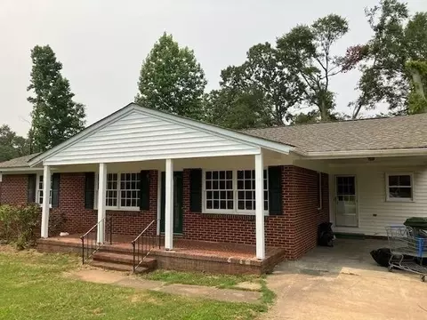 1429 Upland Dr, Griffin, GA 30223