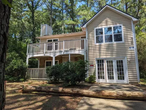4782 White Oak Path, Stone Mountain, GA 30088
