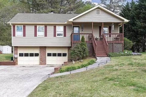 18 Stonehedge Dr, Dawsonville, GA 30534