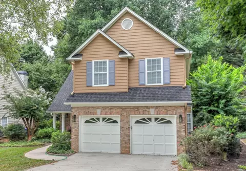 1550 River Oak Dr, Roswell, GA 30075