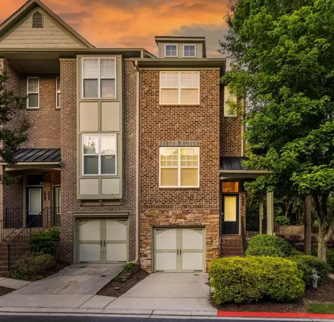 1976 Cobblestone Cir NE, Atlanta, GA 30319