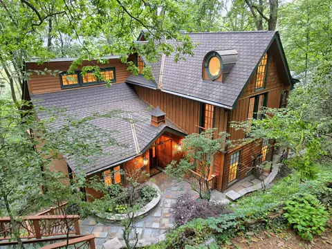 71 E View Rd, Highlands, NC 28741