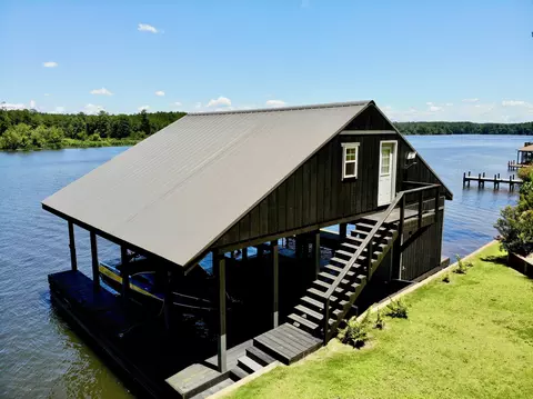 Undisclosed, Valley, AL 36854