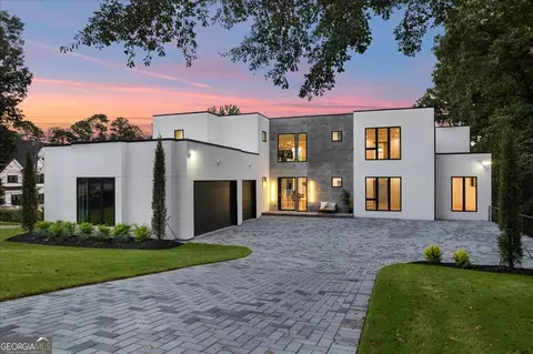 4720 Merlendale Dr, Atlanta, GA 30327
